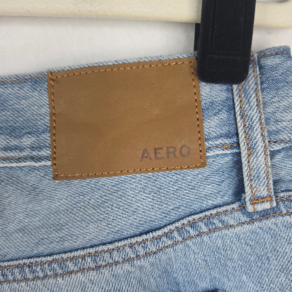 Aeropostale Mom Short Size 14 Light Wash Denim High Rise Frayed Hem - Picture 5 of 5